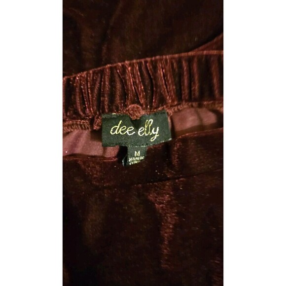 Buckle Dee Elly Burgandy Medium Velvet Top Dark Academia Off Shoulder - Picture 3 of 5